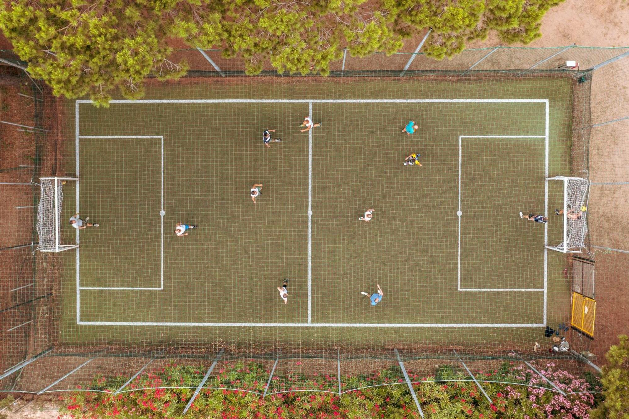 Gitavillage Argentario Альбінія Екстер'єр фото The football field