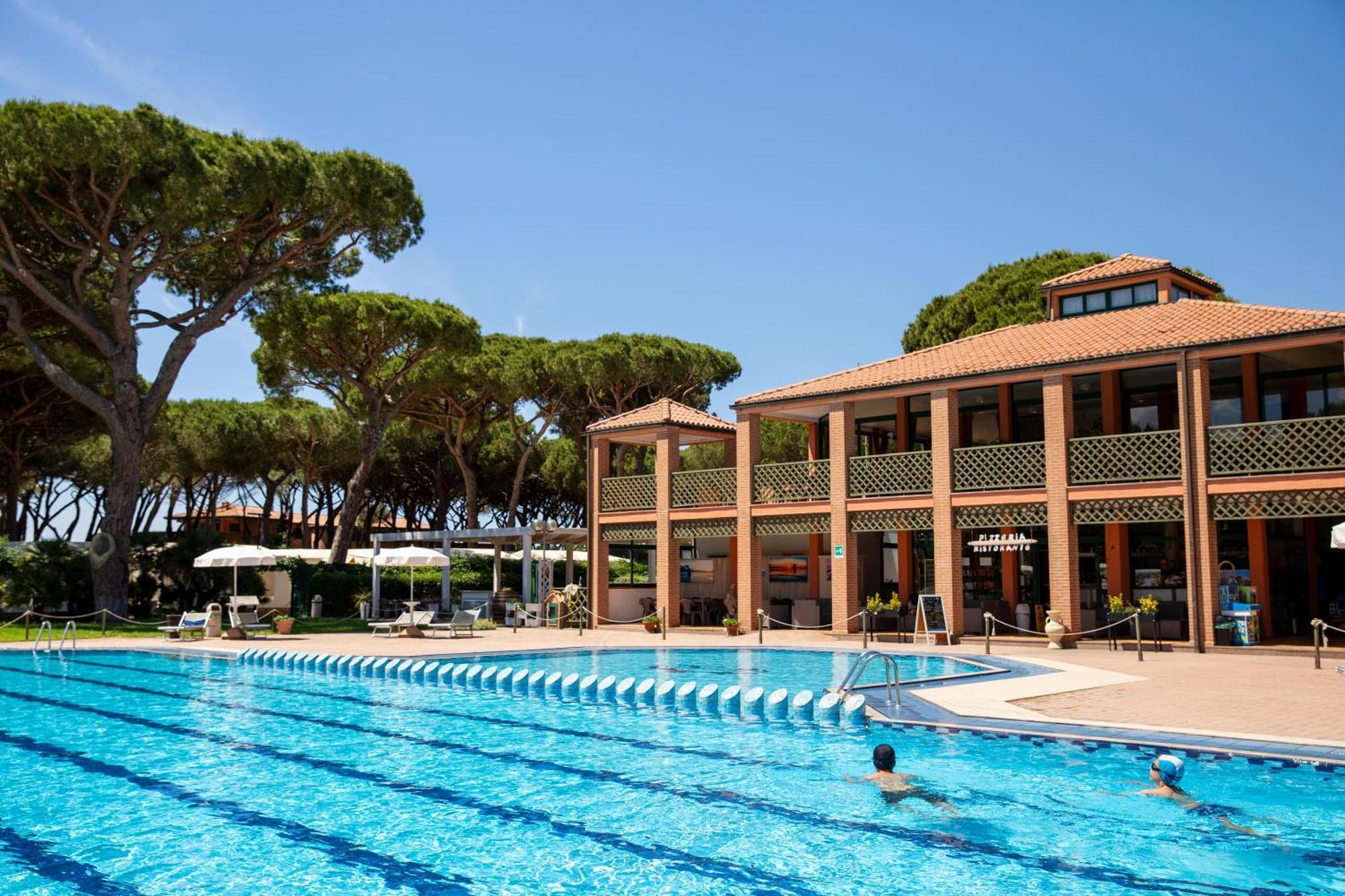 Gitavillage Argentario Альбінія Екстер'єр фото The swimming pool